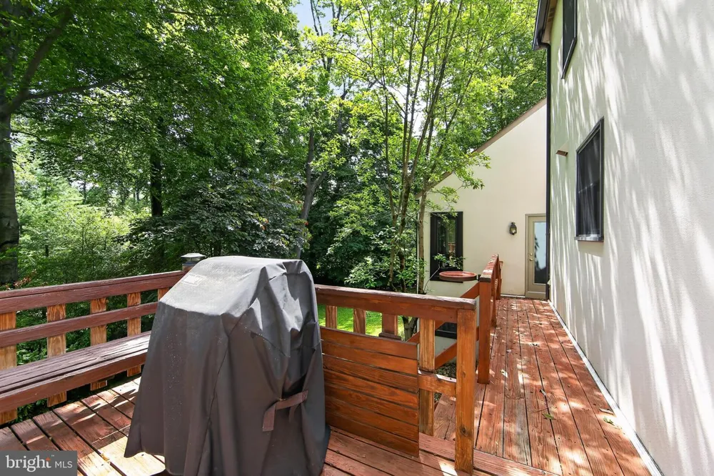 2119 COUNTY LINE ROAD Villanova, PA 19085