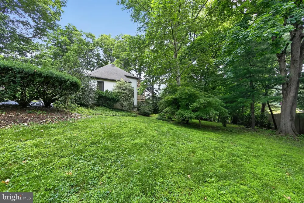 2119 COUNTY LINE ROAD Villanova, PA 19085