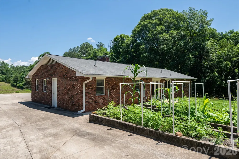 2800 Coxe Road Tryon, NC 28782