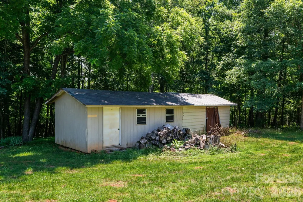2800 Coxe Road Tryon, NC 28782
