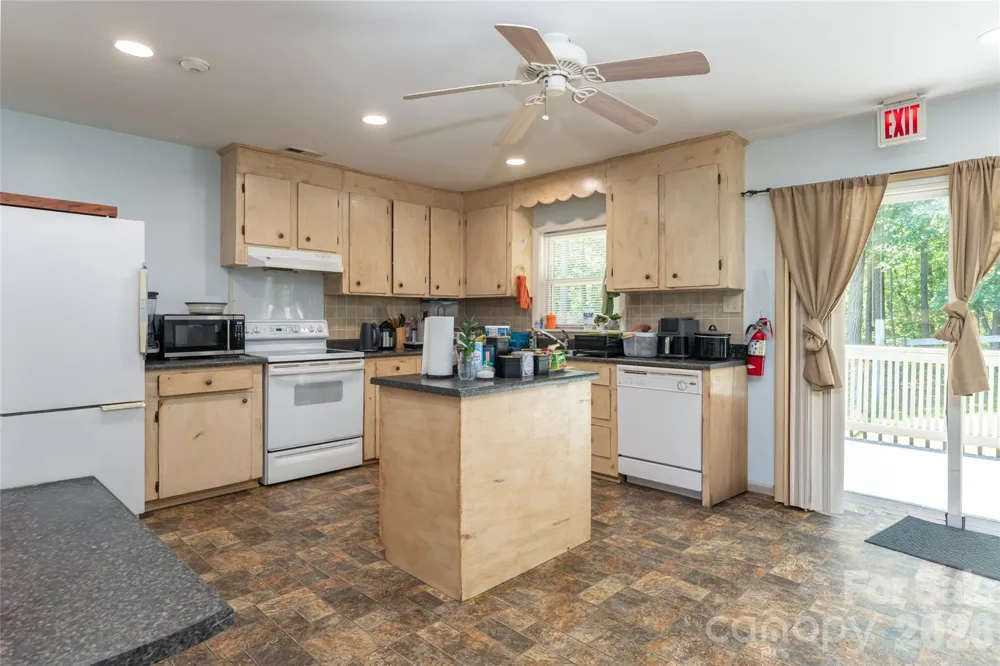 2800 Coxe Road Tryon, NC 28782