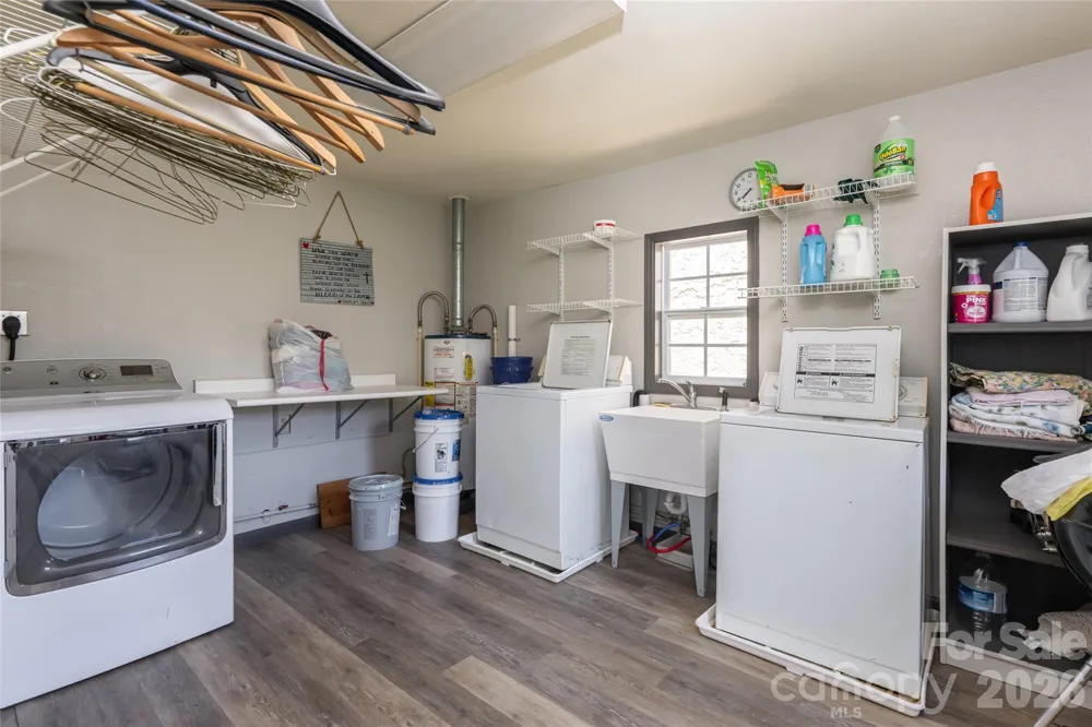 2800 Coxe Road Tryon, NC 28782