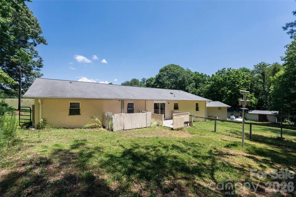 2800 Coxe Road Tryon, NC 28782