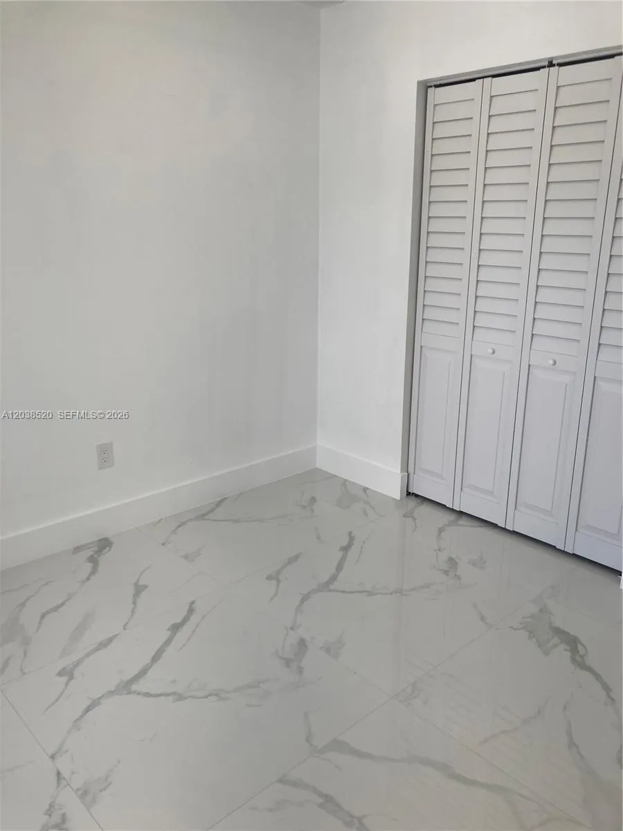 18765 SW 100th Ave #18765 Cutler Bay, FL 33157