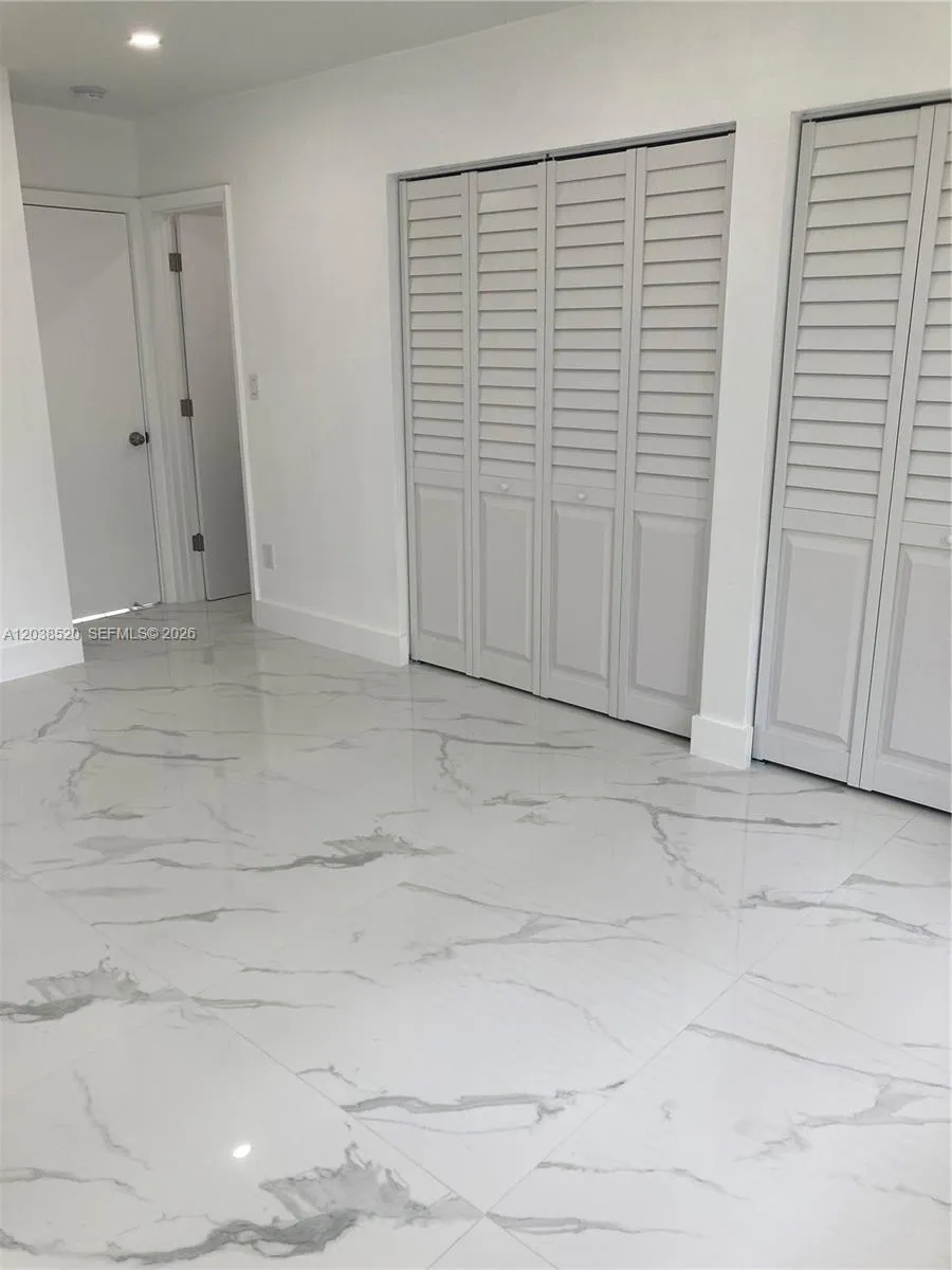 18765 SW 100th Ave #18765 Cutler Bay, FL 33157