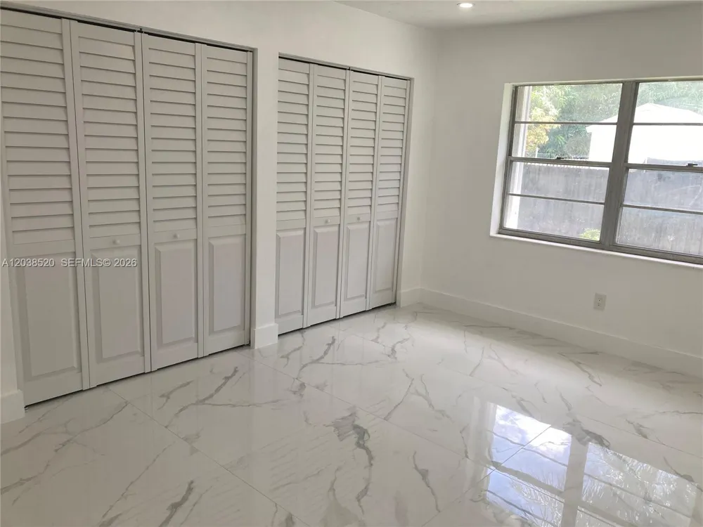 18765 SW 100th Ave #18765 Cutler Bay, FL 33157