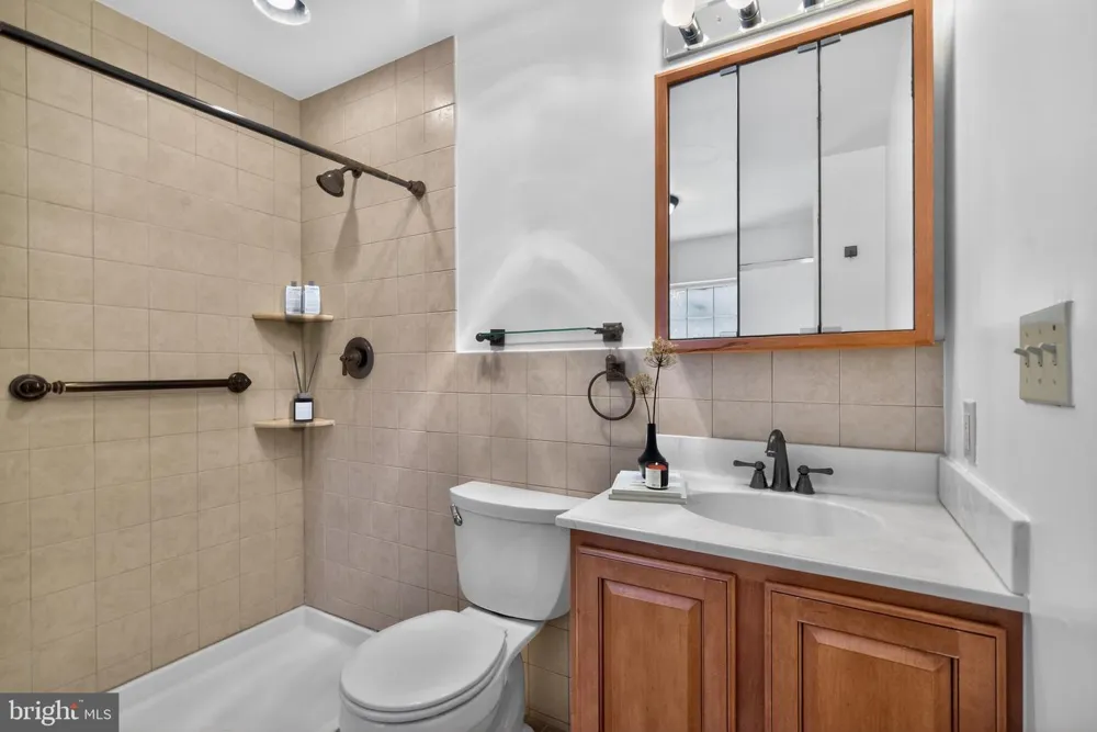 700 HOLLY DRIVE Annapolis, MD 21409