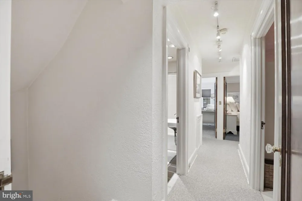 158 WILSON DRIVE Lancaster, PA 17603