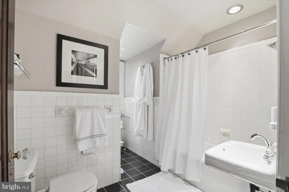 158 WILSON DRIVE Lancaster, PA 17603