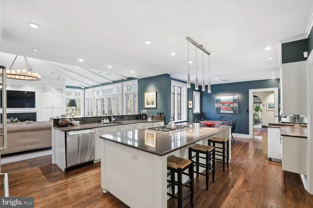 158 WILSON DRIVE Lancaster, PA 17603