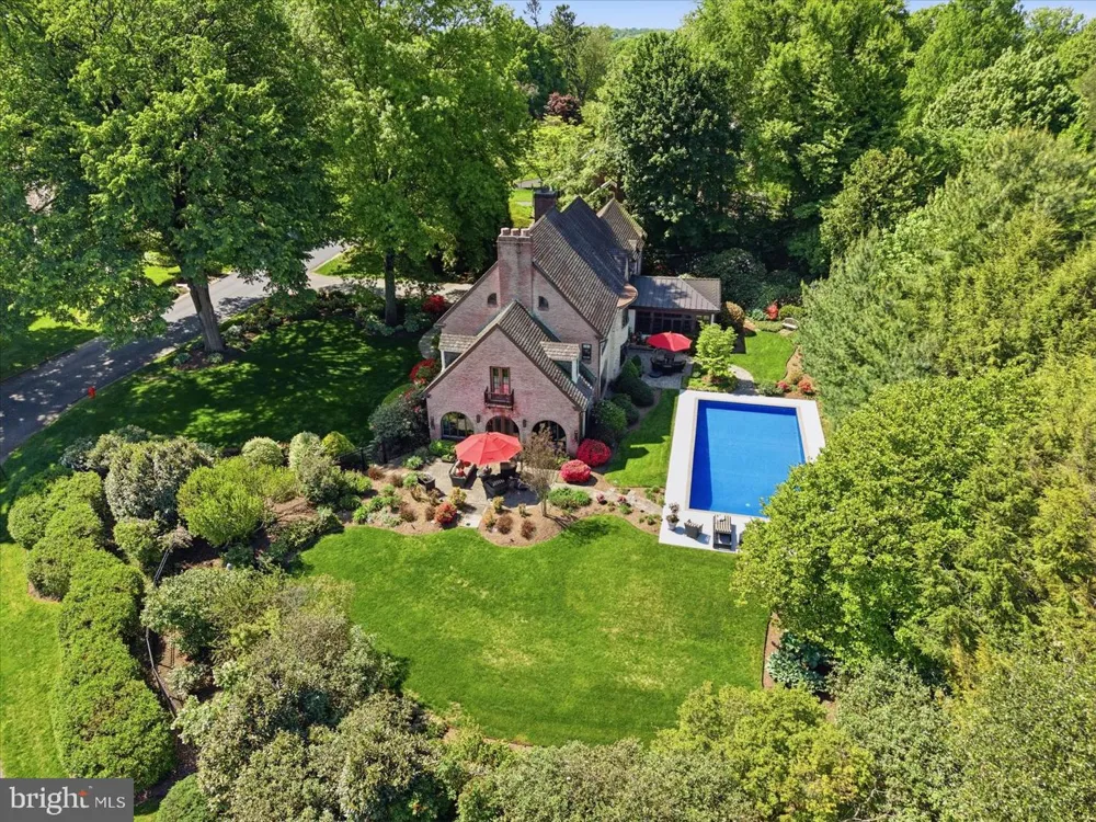 158 WILSON DRIVE Lancaster, PA 17603