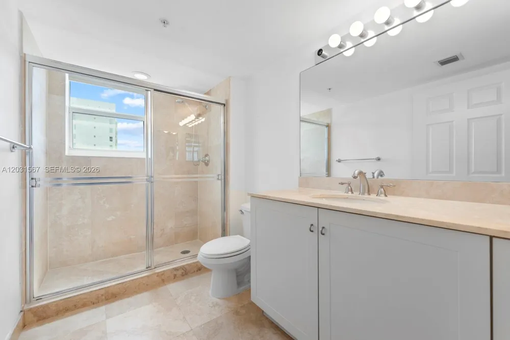 3232 SW 22nd Ter #802 Miami, FL 33145