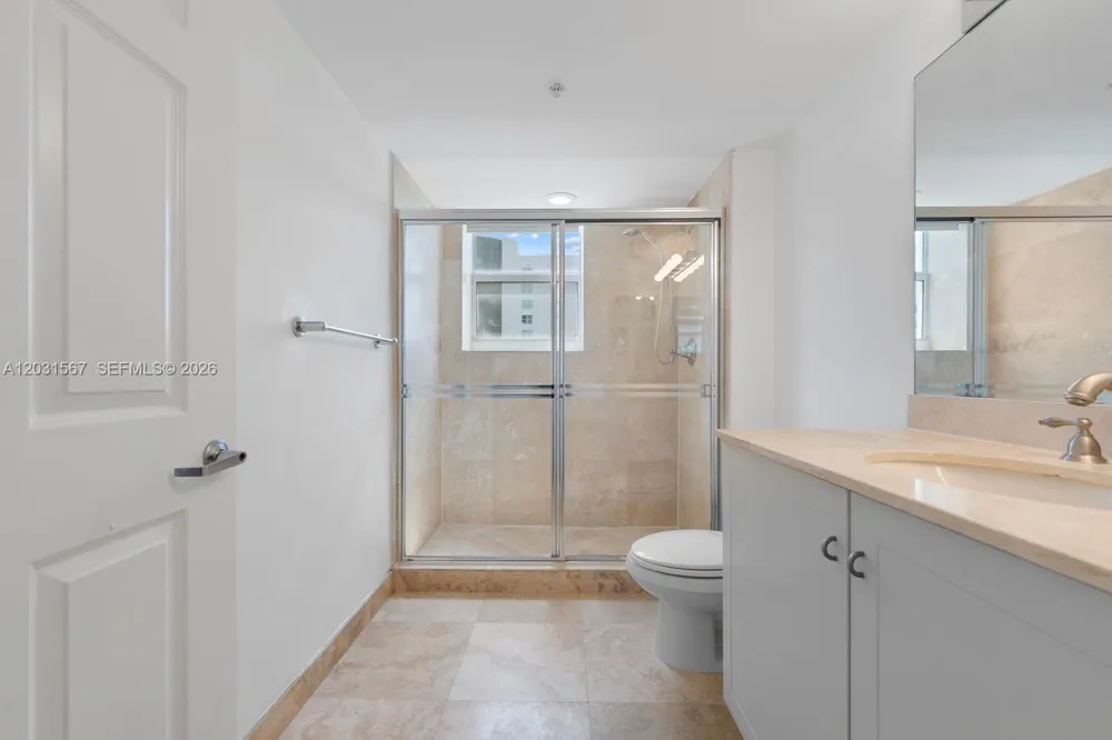 3232 SW 22nd Ter #802 Miami, FL 33145