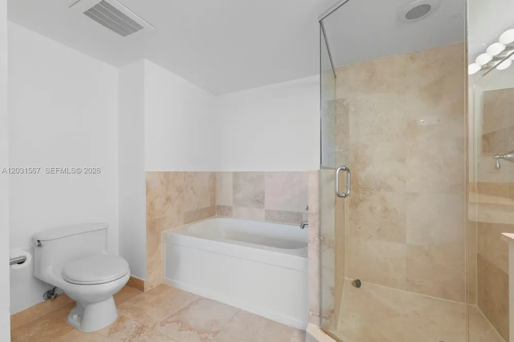 3232 SW 22nd Ter #802 Miami, FL 33145