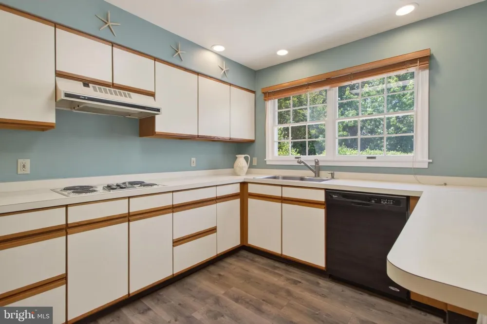118 S ORLANDO AVENUE Ocean View, DE 19970