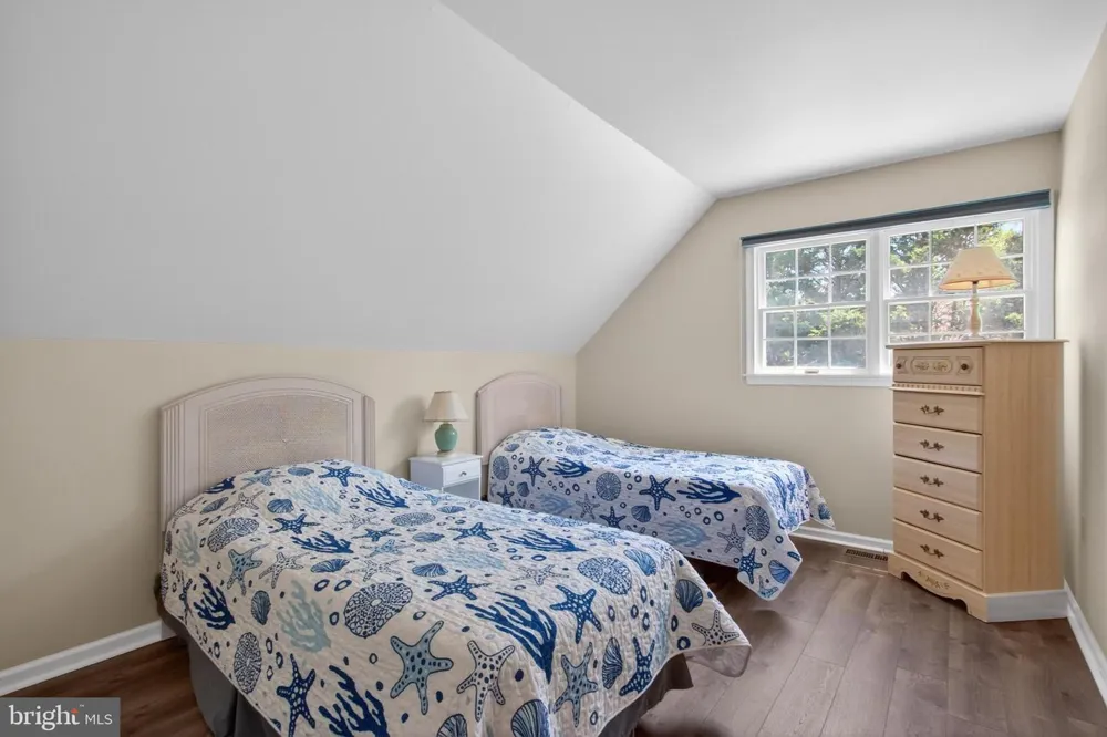 118 S ORLANDO AVENUE Ocean View, DE 19970
