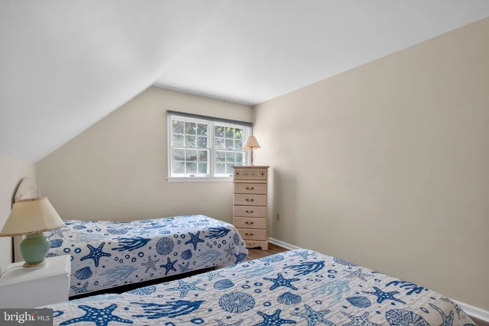 118 S ORLANDO AVENUE Ocean View, DE 19970