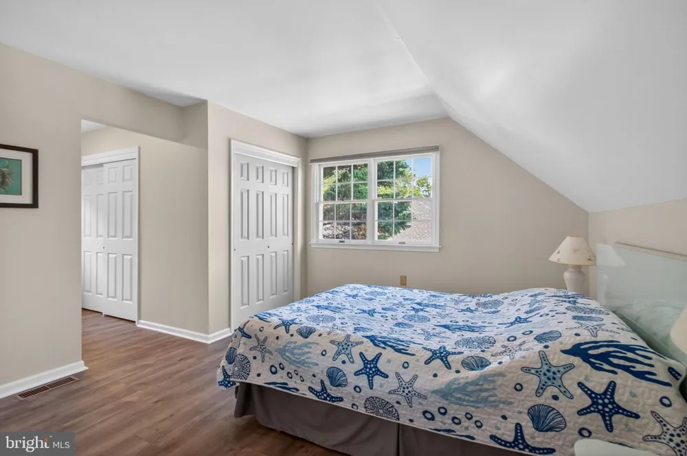 118 S ORLANDO AVENUE Ocean View, DE 19970