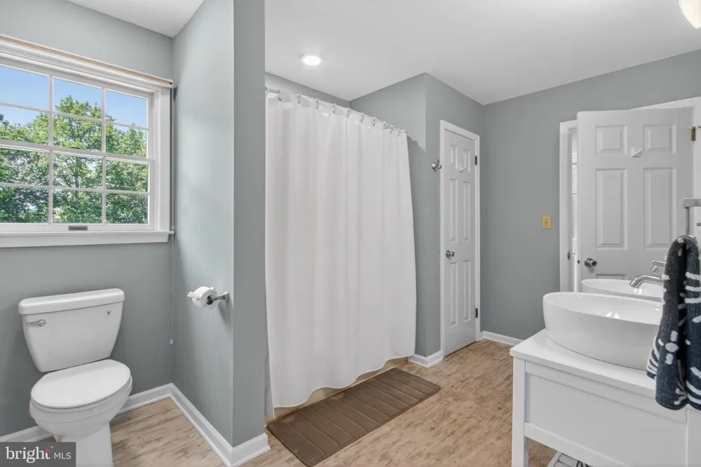 118 S ORLANDO AVENUE Ocean View, DE 19970