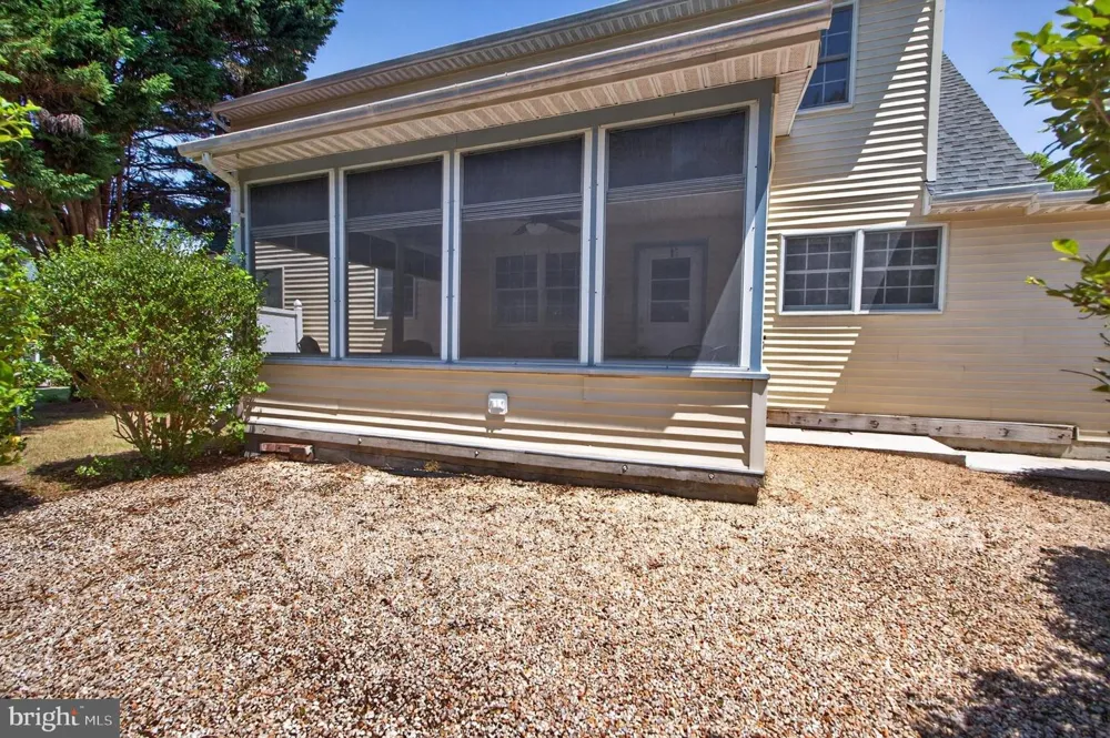 118 S ORLANDO AVENUE Ocean View, DE 19970