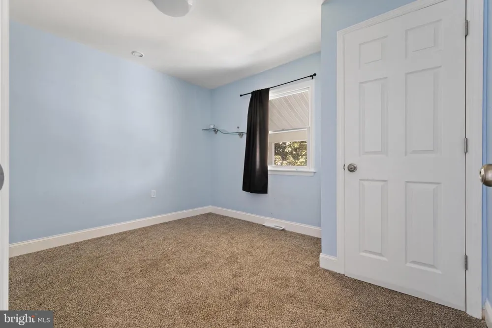 49 DELAWARE DRIVE Penns Grove, NJ 08069