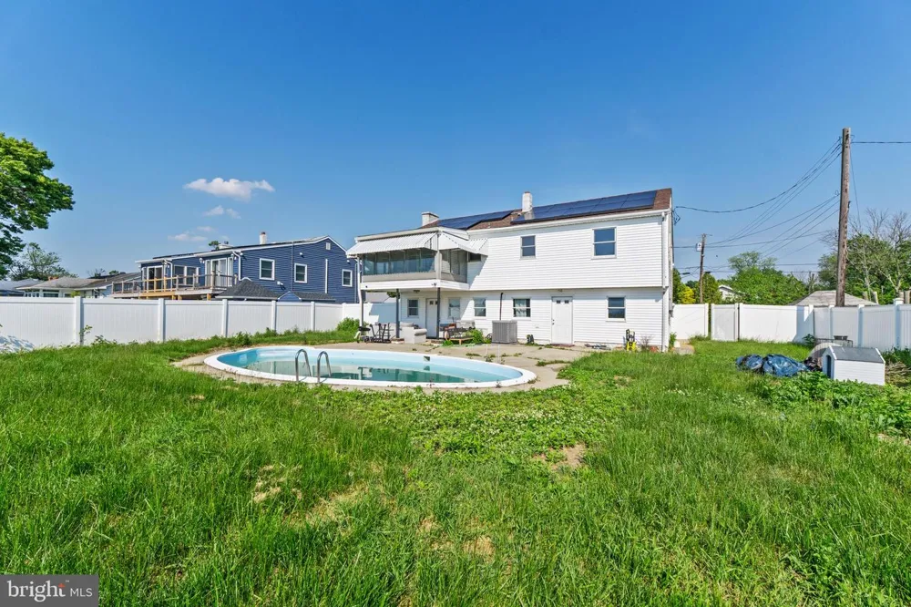 49 DELAWARE DRIVE Penns Grove, NJ 08069