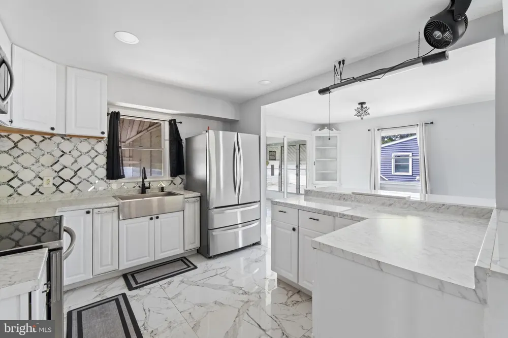 49 DELAWARE DRIVE Penns Grove, NJ 08069