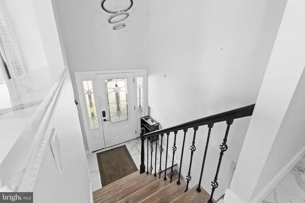49 DELAWARE DRIVE Penns Grove, NJ 08069