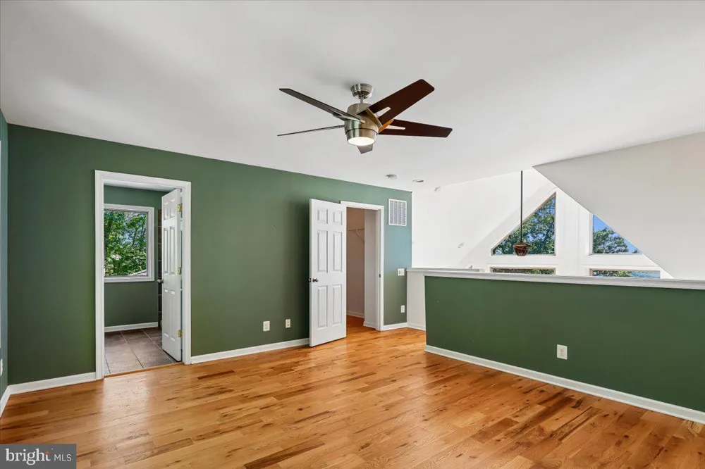 250 LAFAYETTE LANE Paris, VA 20130