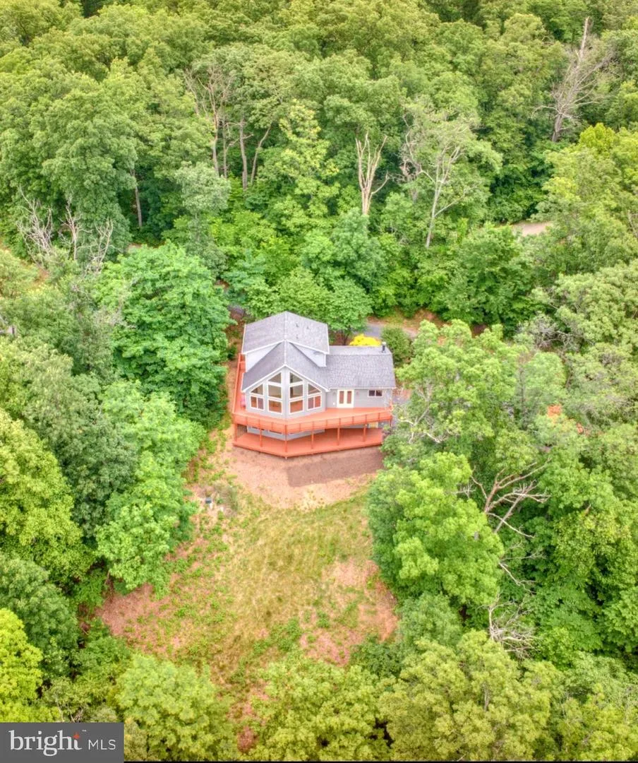 250 LAFAYETTE LANE Paris, VA 20130