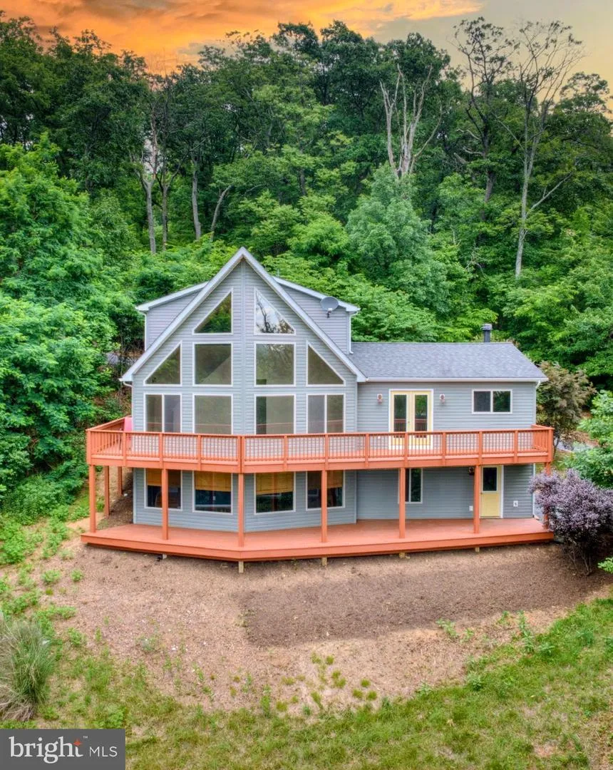 250 LAFAYETTE LANE Paris, VA 20130