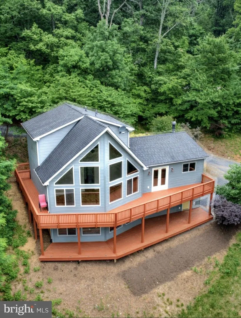 250 LAFAYETTE LANE Paris, VA 20130