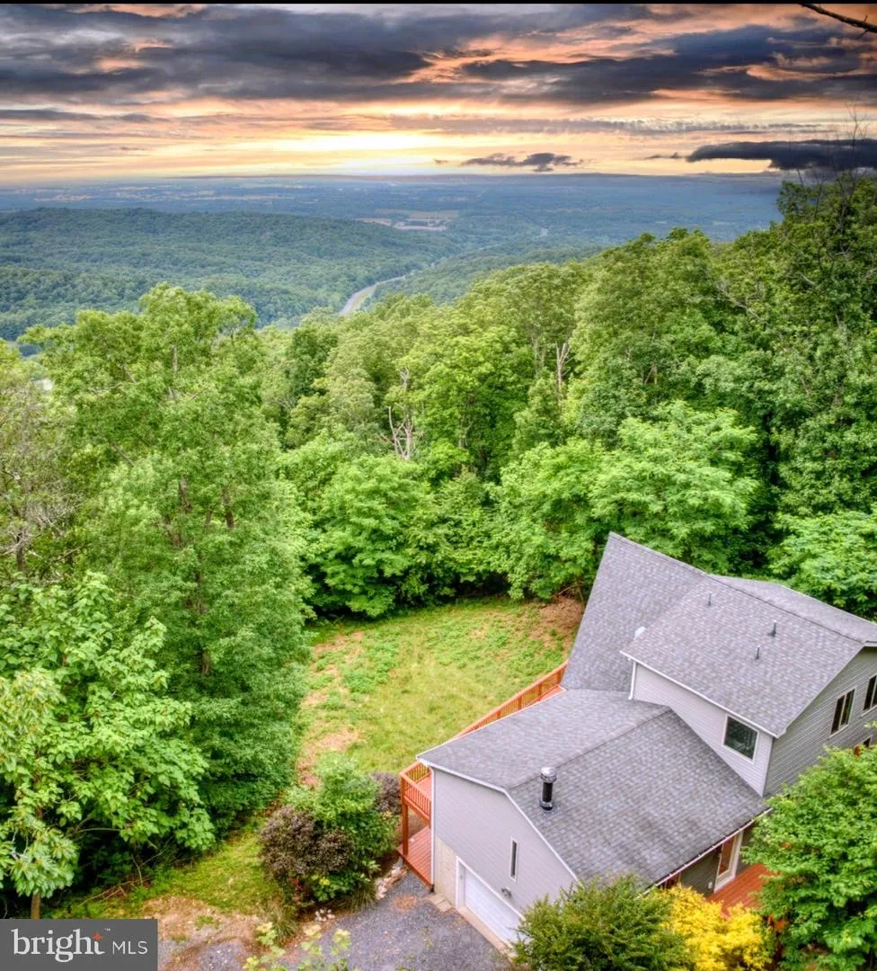 250 LAFAYETTE LANE Paris, VA 20130
