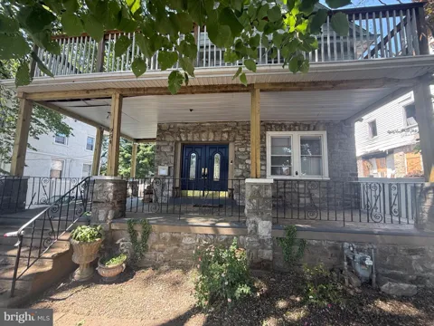 954 CHURCH LANE