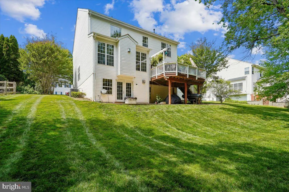 6859 COLONEL TAYLOR LANE Centreville, VA 20121