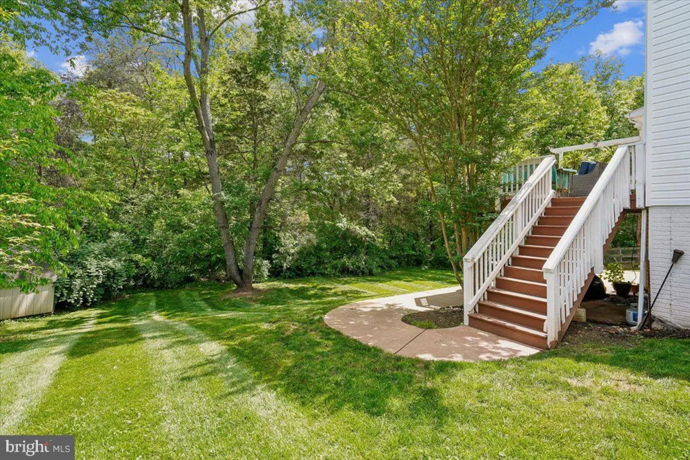 6859 COLONEL TAYLOR LANE Centreville, VA 20121