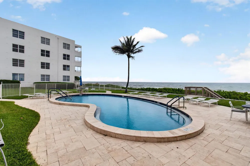 2701 S Ocean Boulevard #21 Highland Beach, FL 33487