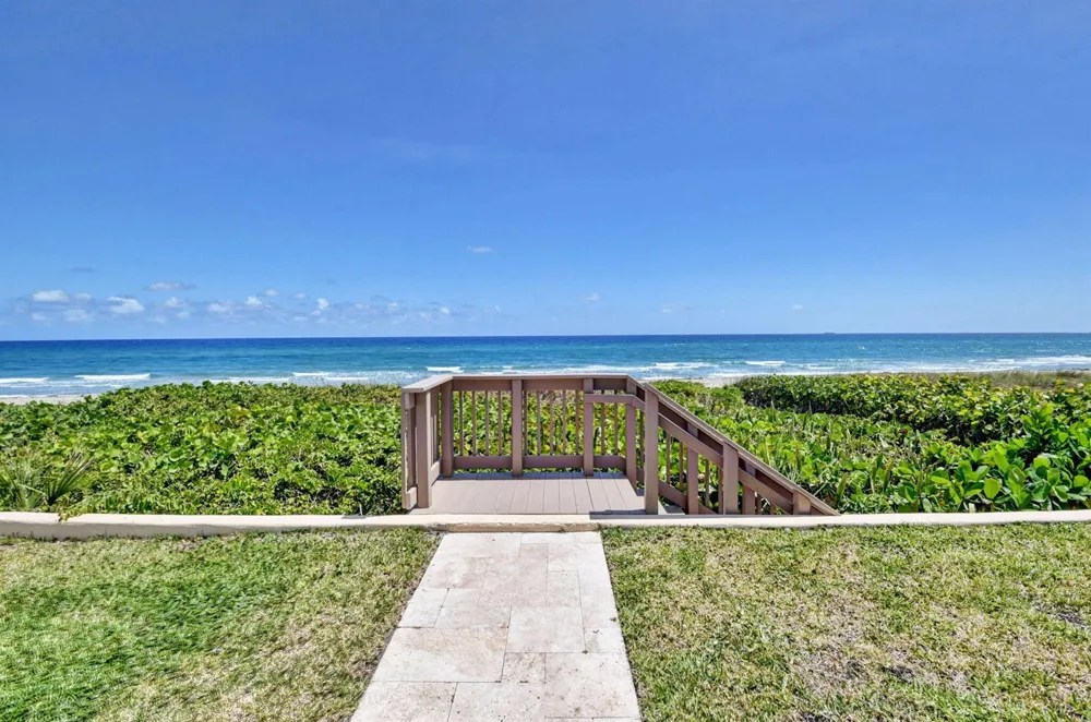 2701 S Ocean Boulevard #21 Highland Beach, FL 33487