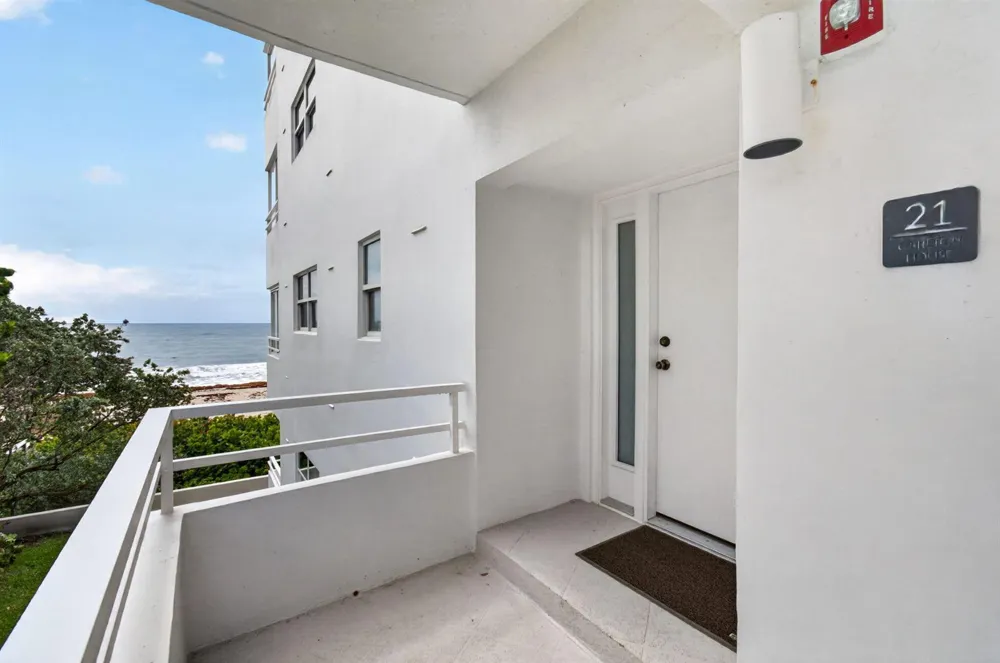 2701 S Ocean Boulevard #21 Highland Beach, FL 33487