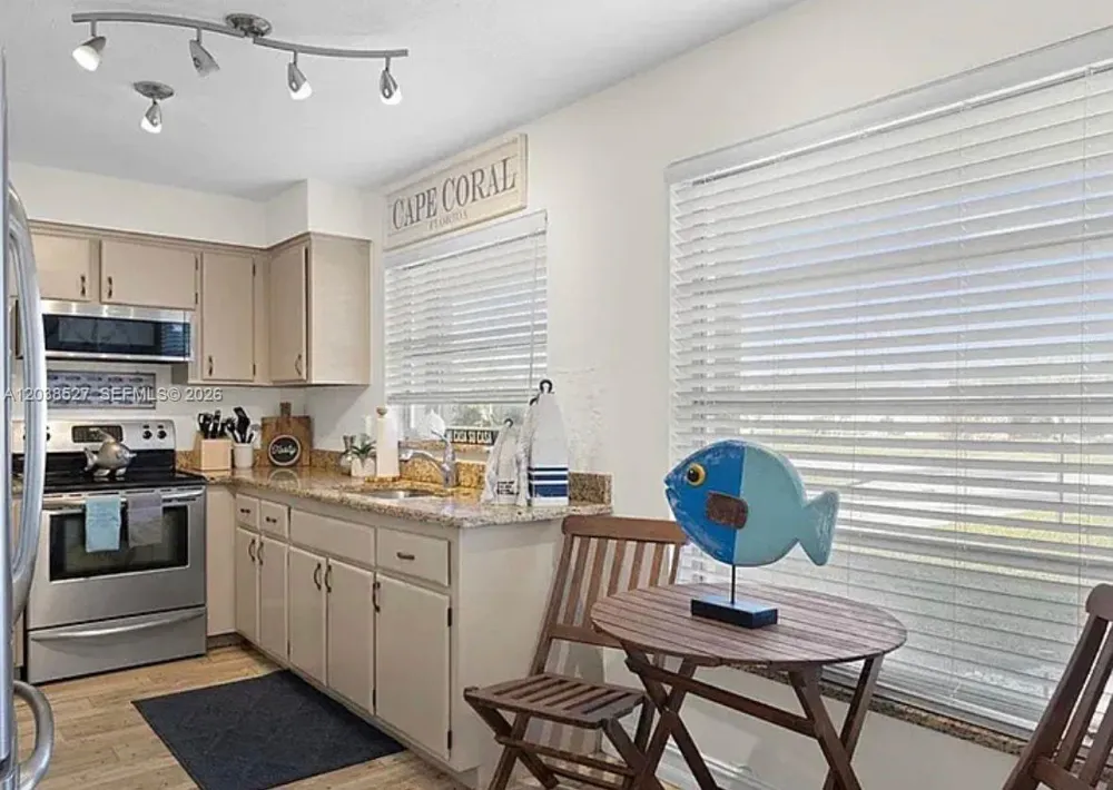 2623 SE 17 AVE #2623 Cape Coral, FL 33904