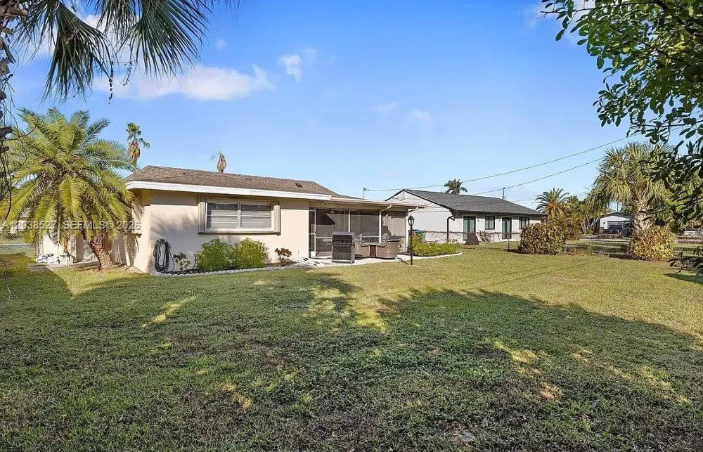 2623 SE 17 AVE #2623 Cape Coral, FL 33904