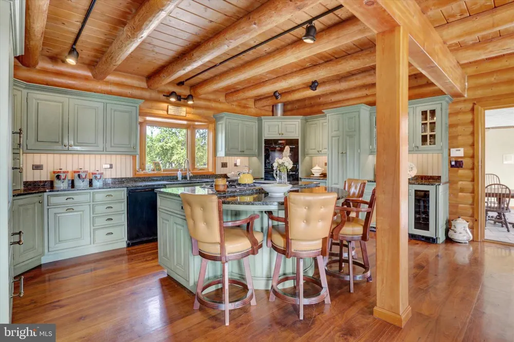 2002 TANEYTOWN ROAD Gettysburg, PA 17325