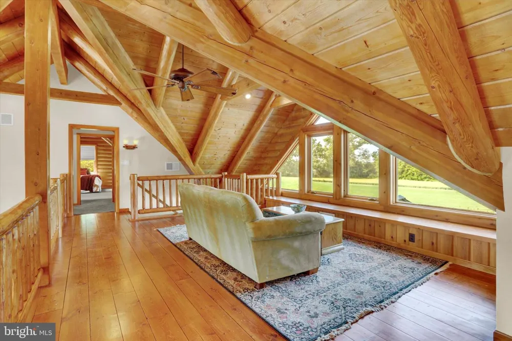 2002 TANEYTOWN ROAD Gettysburg, PA 17325