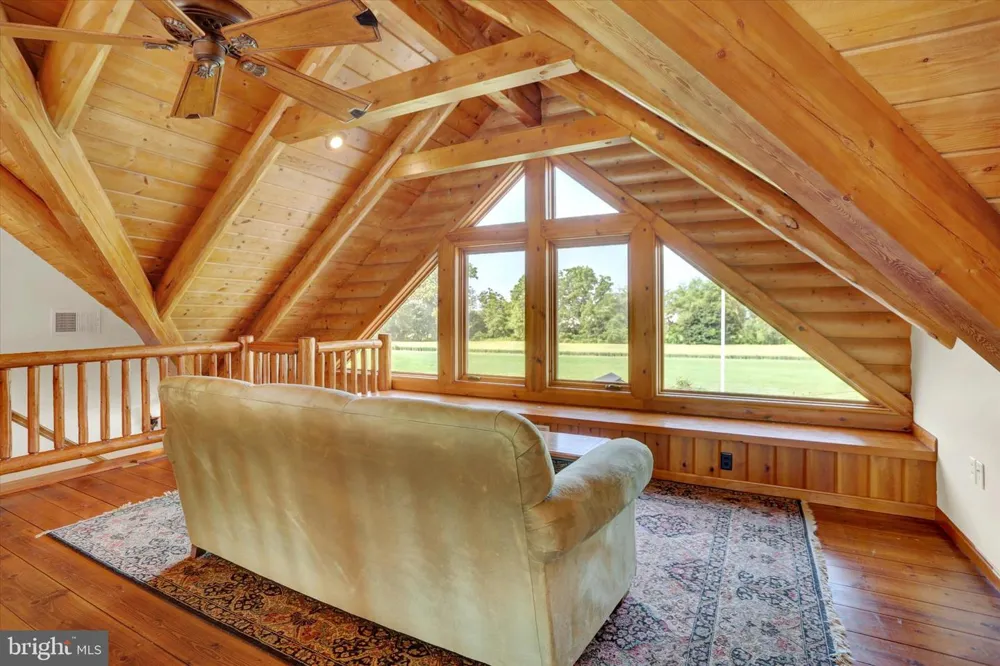 2002 TANEYTOWN ROAD Gettysburg, PA 17325