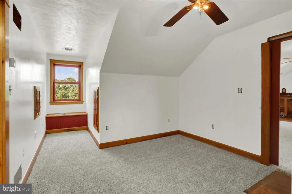 2002 TANEYTOWN ROAD Gettysburg, PA 17325