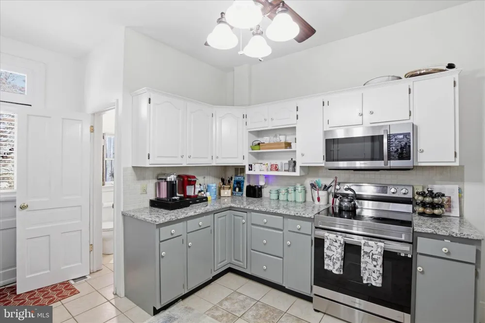 231 MULBERRY STREET Lancaster, PA 17603