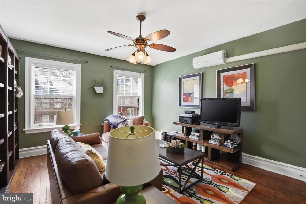231 MULBERRY STREET Lancaster, PA 17603