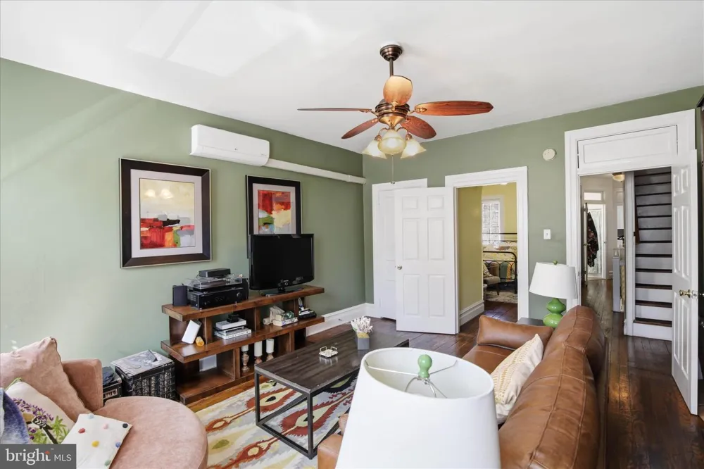 231 MULBERRY STREET Lancaster, PA 17603