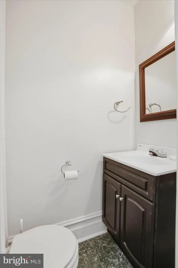 231 MULBERRY STREET Lancaster, PA 17603