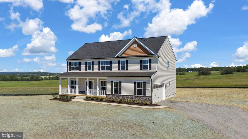 HUNTING LANE Warrenton, VA 20186